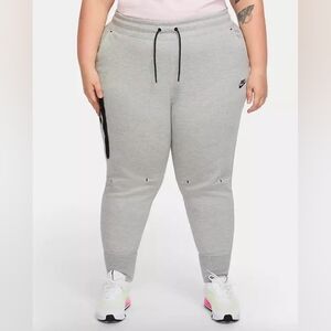 Nike Sportswear Tech Fleece Pants Grey Women’s Plus Size 1X DA2043-063 Brand New